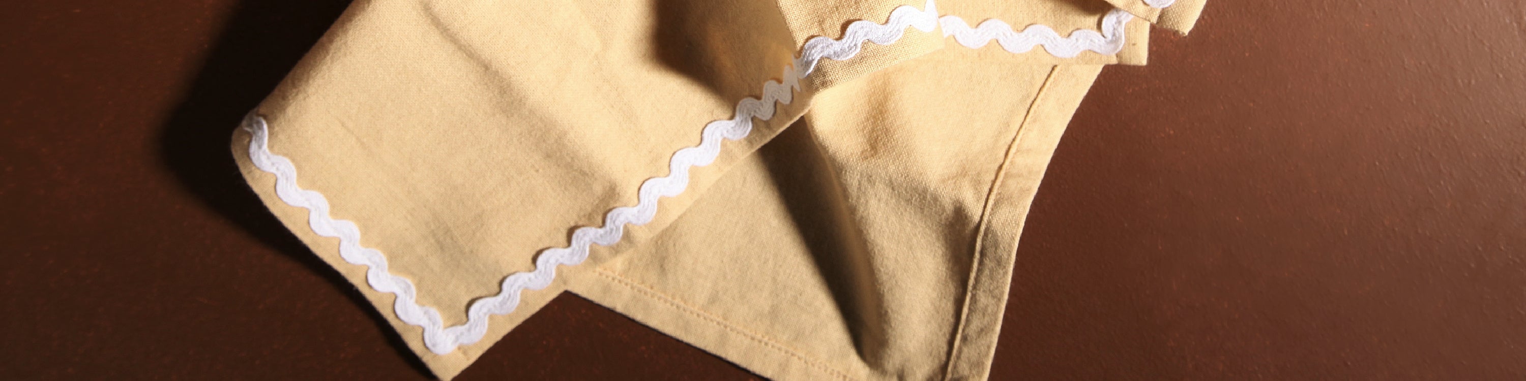 Table Linen & Accessories